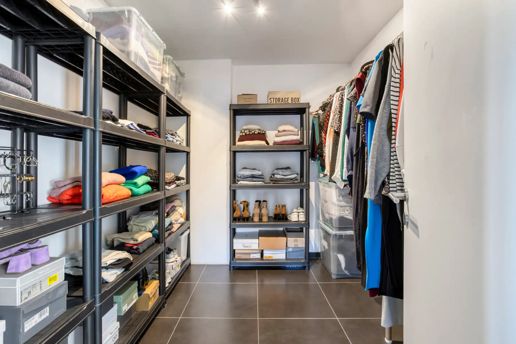 Recente 3-gevelwoning op topligging foto 19
