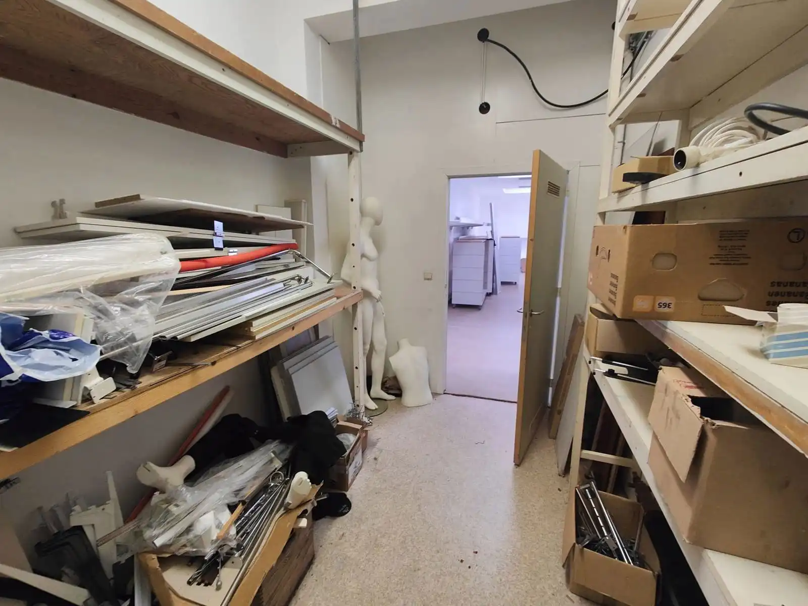 Titel: Commercieel gelijkvloers op toplocatie in het hart van Beveren foto 7