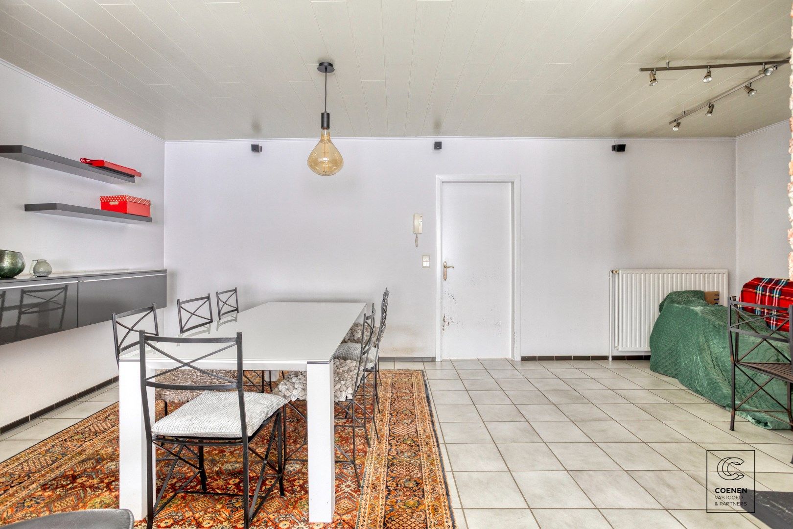Ruime stadswoning van 177 m² met 4 slaapkamers in het centrum van Hoogstraten! foto 5