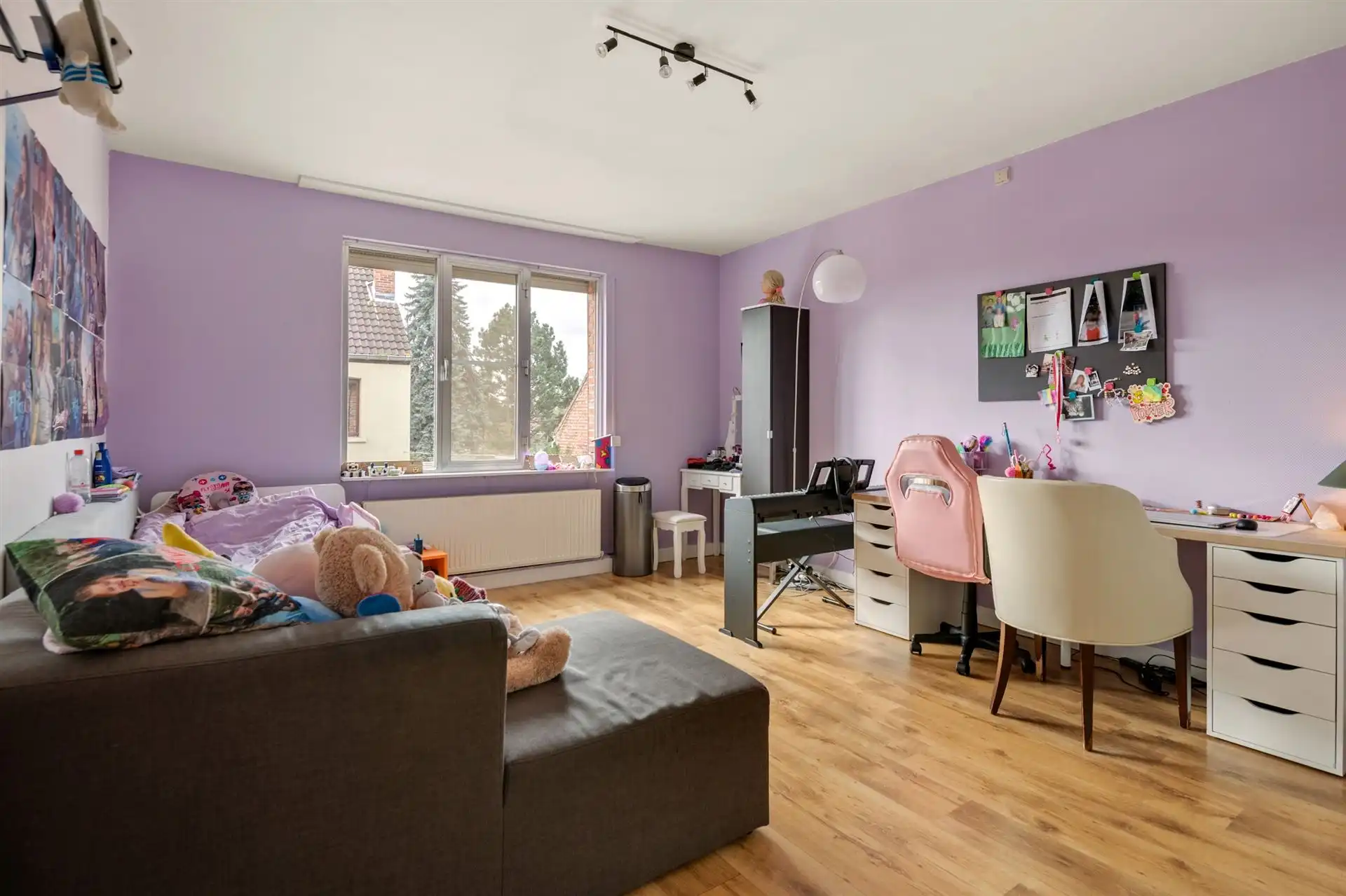 Veelzijdig commercieel pand met ruime woonst, terras en tuin foto 15