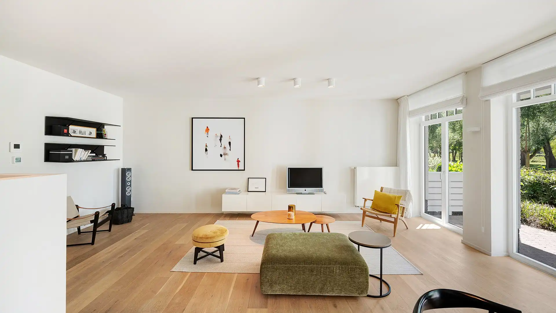 Uitzonderlijk tuinappartement met frontaal zicht op het Duinenwatermeer. foto 15
