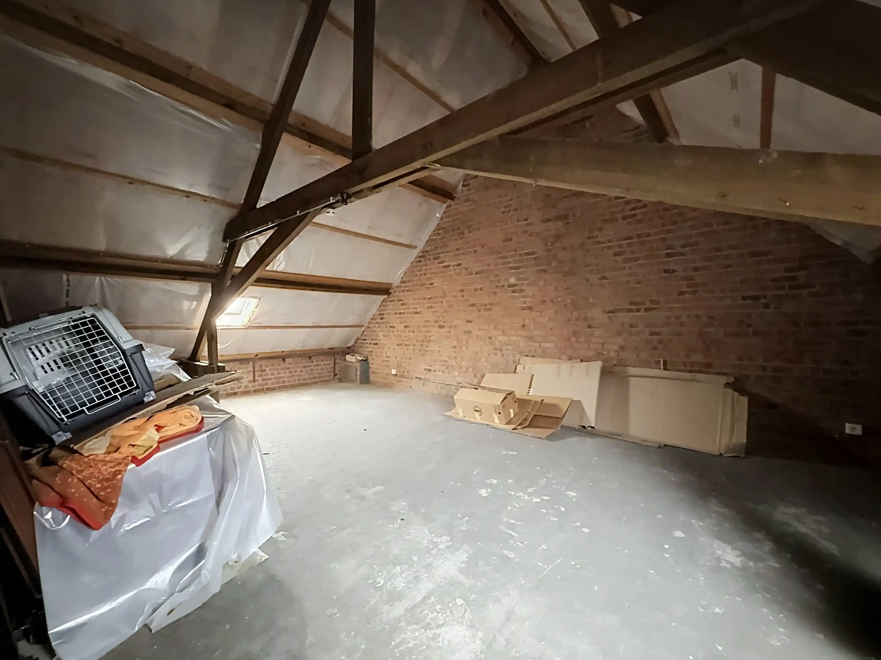 Goed gelegen woning met garage en uitweg. foto 14