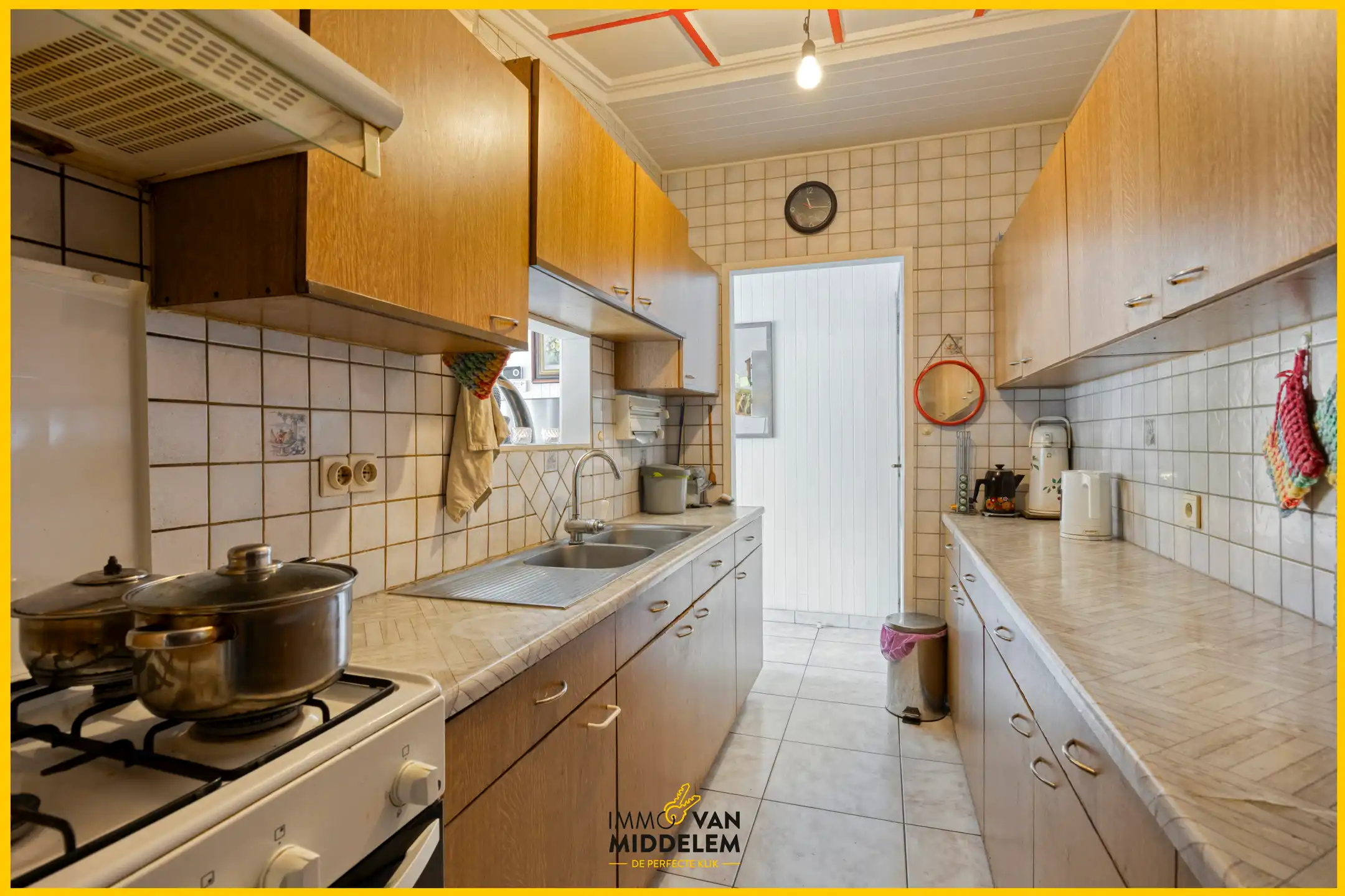 TE MODERNISEREN 3-GEVELWONING MET 3 SLAAPKAMERS op +/-7a27ca foto 8
