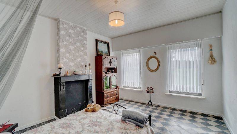 Hoeve van 300m² op 1 hectare 77 met achterliggende weiden foto 19