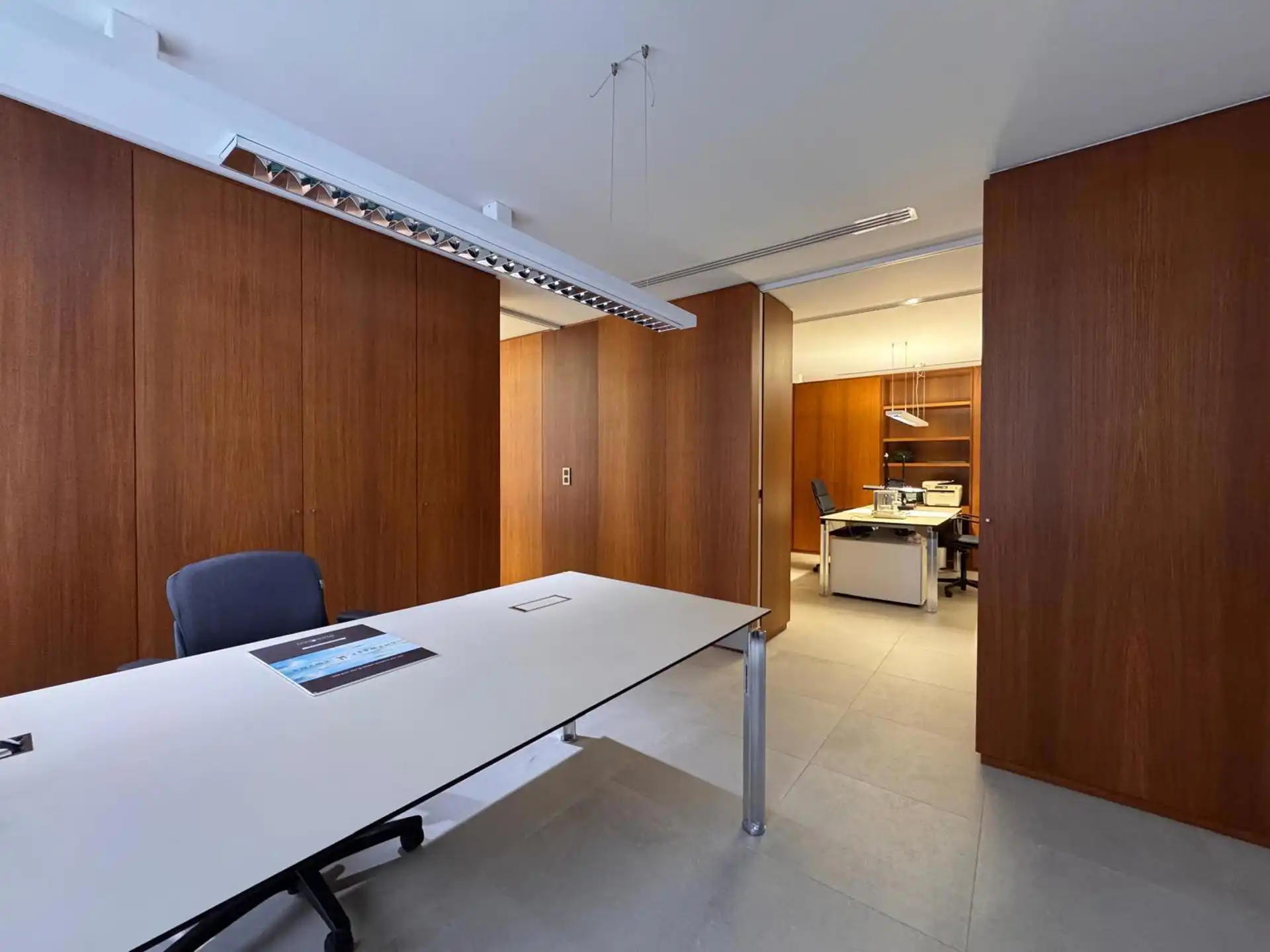 Instapklaar kantoor in de Diamantwijk te Antwerpen foto 8