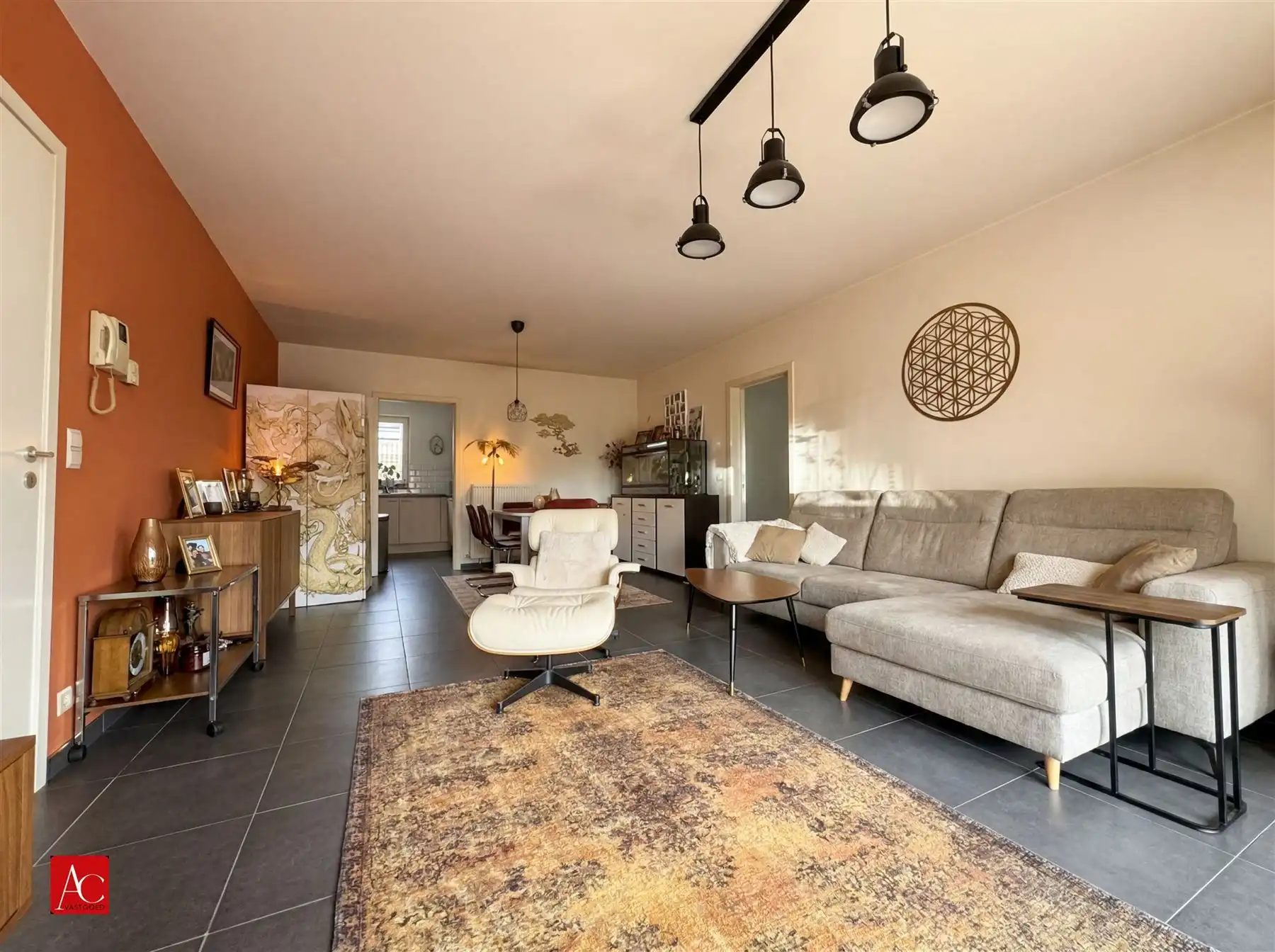 Appartementsgebouw met 12 entiteiten  foto 13