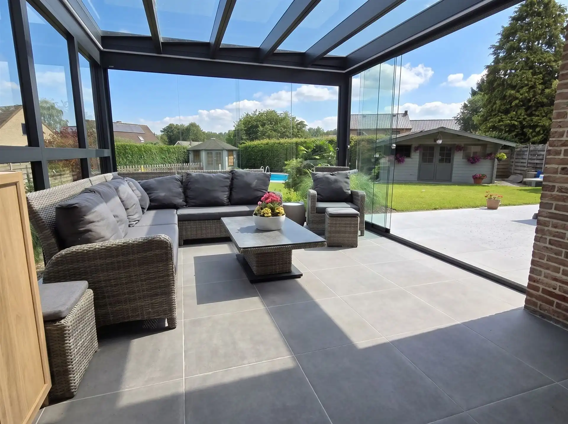 Stijlvolle woning met 4 slks op een perceel van 897m²  foto 18