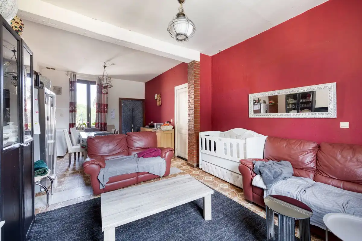 Rustig gelegen renovatiewoning met 3 slaapkamers foto 3