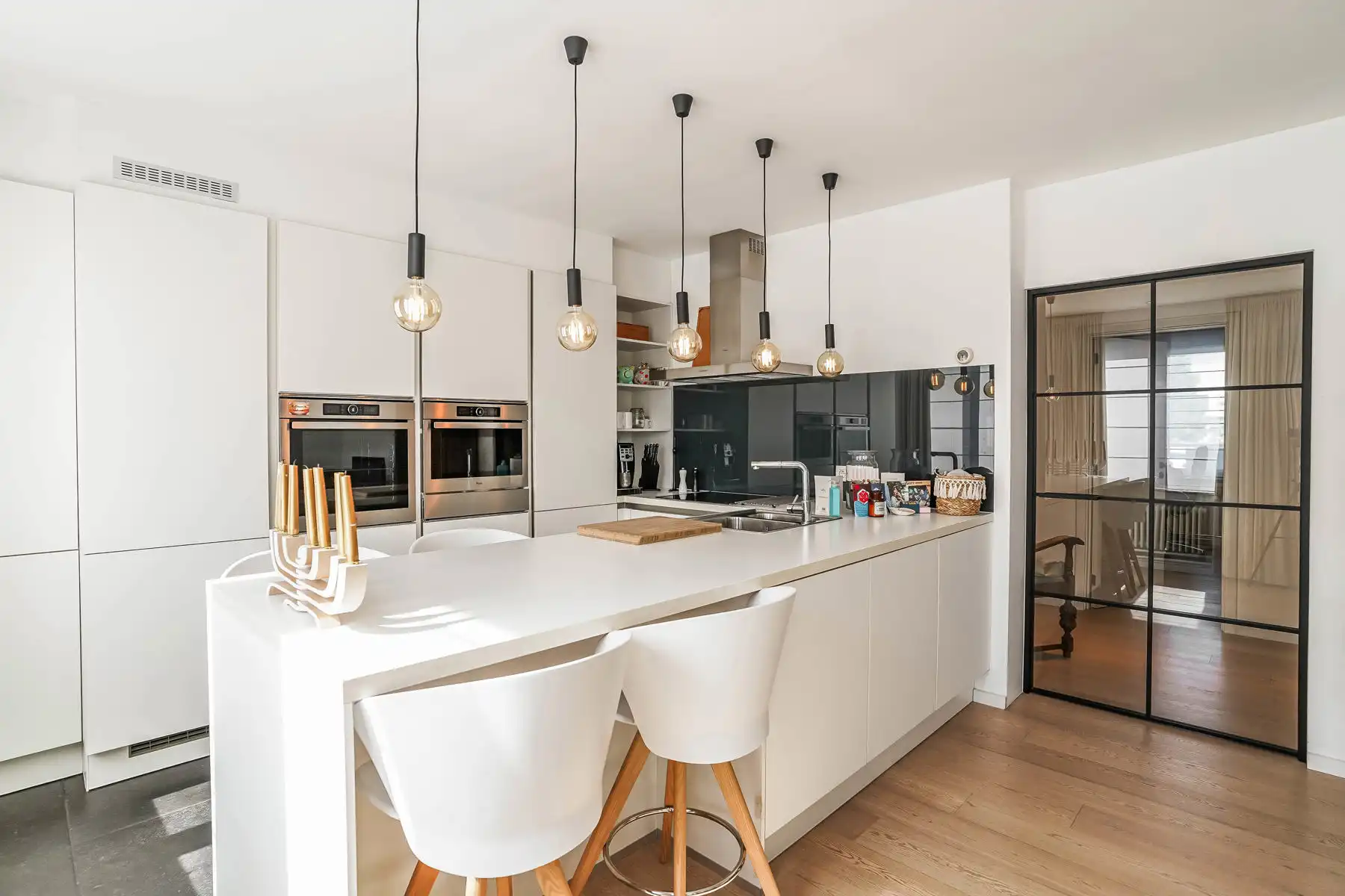 Zeer mooi, gerenoveerd appartement op een toplocatie te Londerzeel foto 5