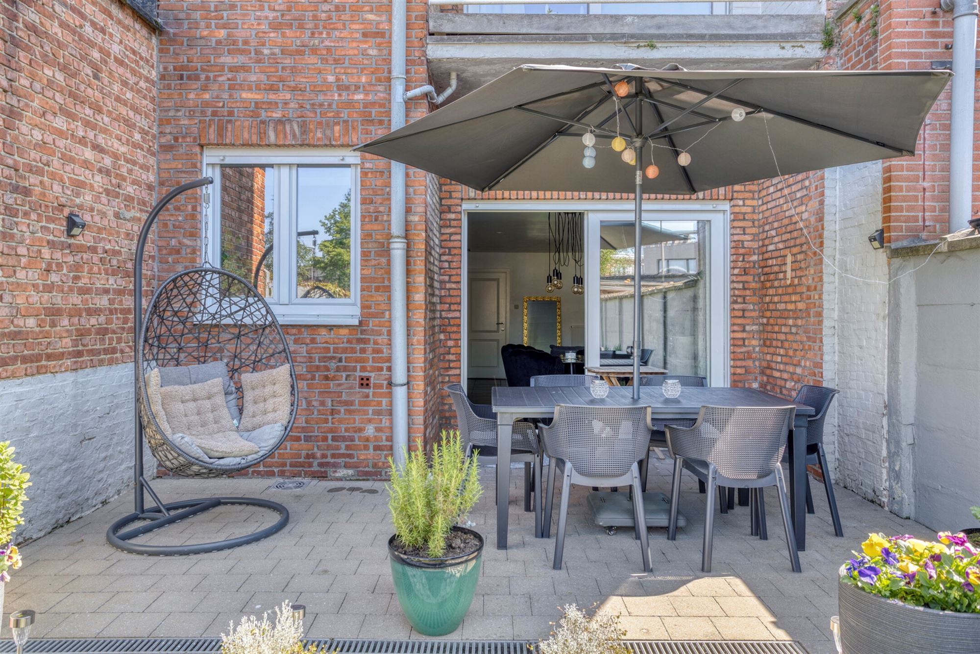 Gelijkvloers appartement met zonnige tuin (80m²) in Wilrijk foto 11