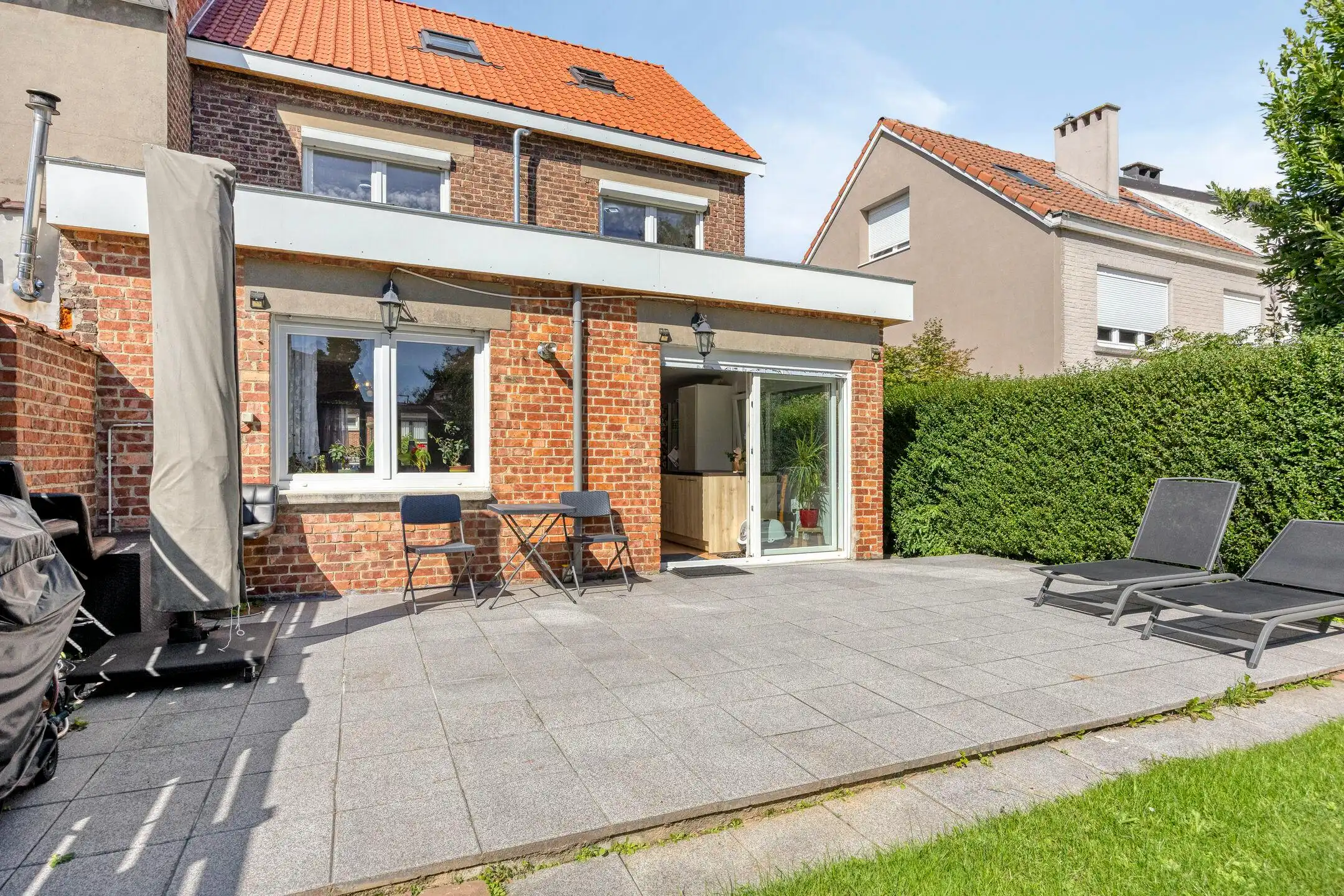 Ruime driegevelwoning met 4 slaapkamers, 2 badkamers, tuin en parking op uitstekende ligging te Vilvoorde en vlakbij Strombeek foto 22