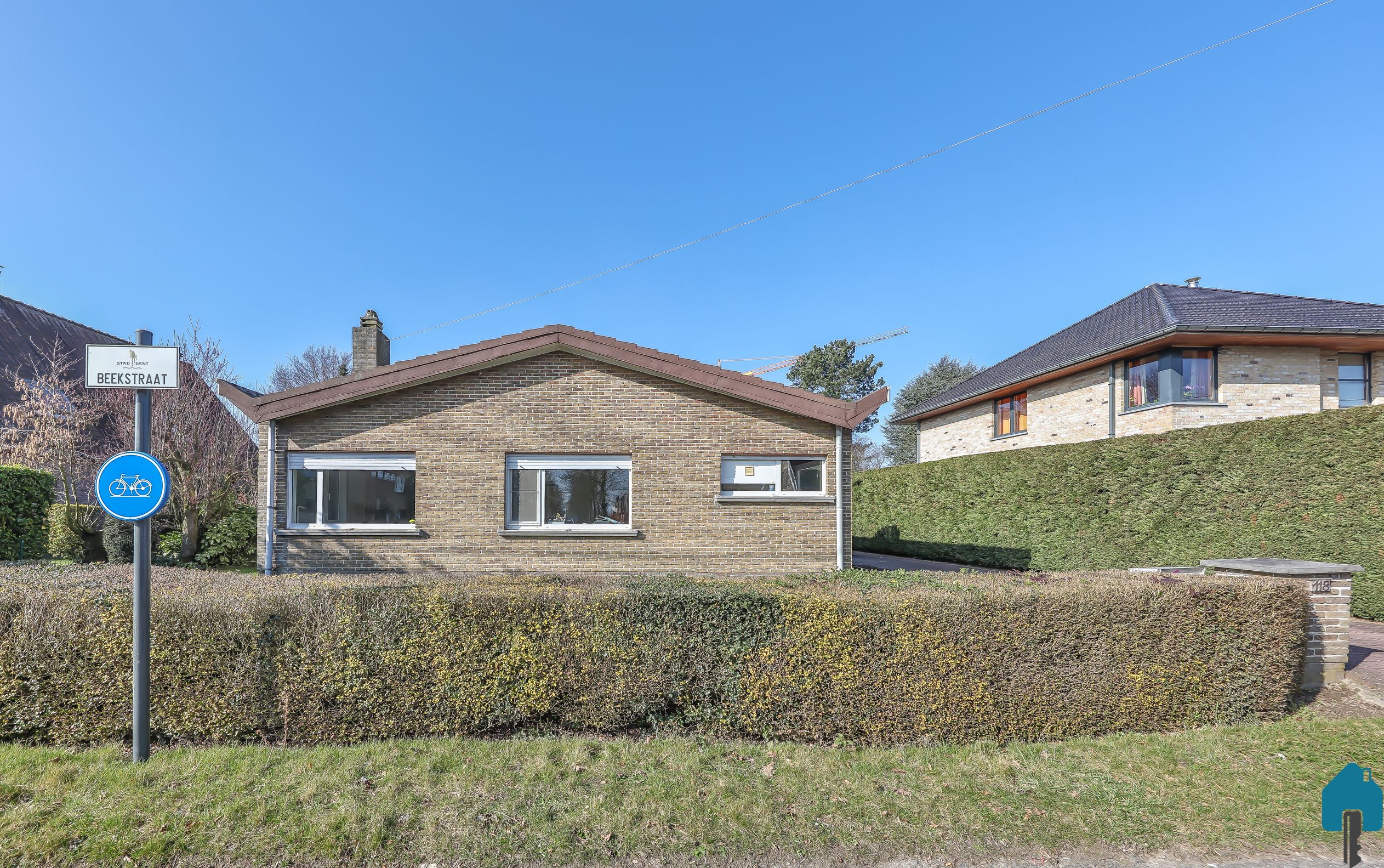 Eéngezinswoning met 2 slaapkamers en ruime tuin foto {{pictureIndex}}