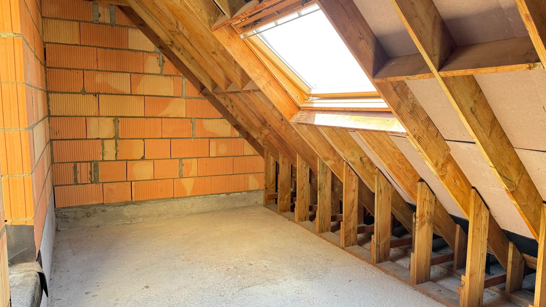 Ruim 2 slaapkamer appartement in hartje Geraardsbergen foto 12