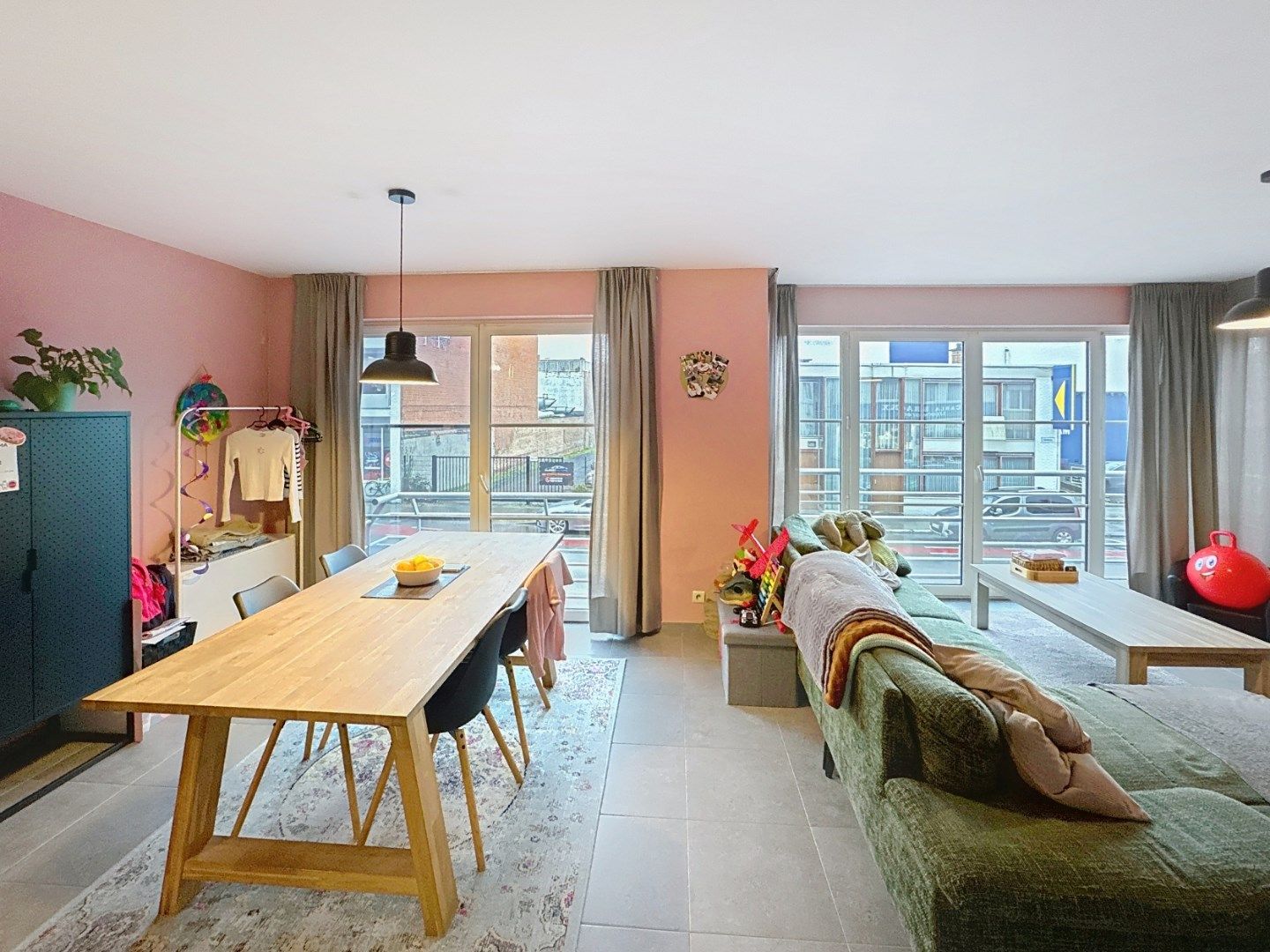Instapklaar appartement met 2 slaapkamers foto 3