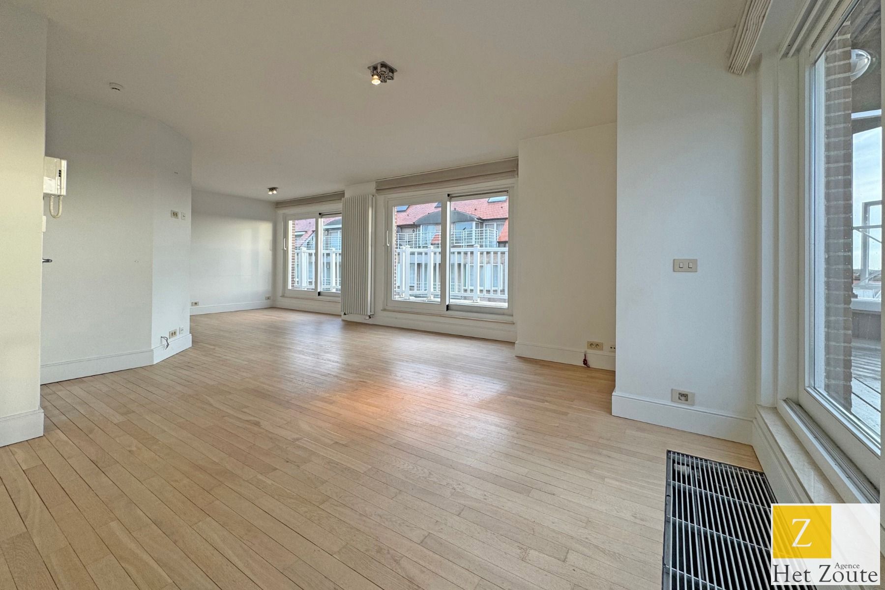 Duplex hoekappartement aan Driehoeksplein Knokke Het Zoute foto 3