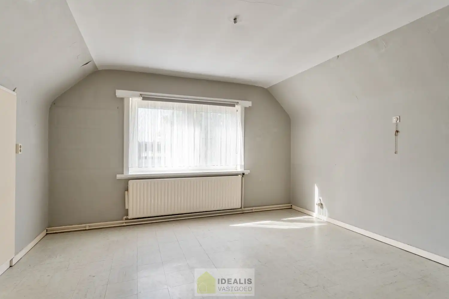 Op te frissen eengezinswoning met 3 slaapkamers te Pelt (Lindel) mét bijhorend weiland foto 22