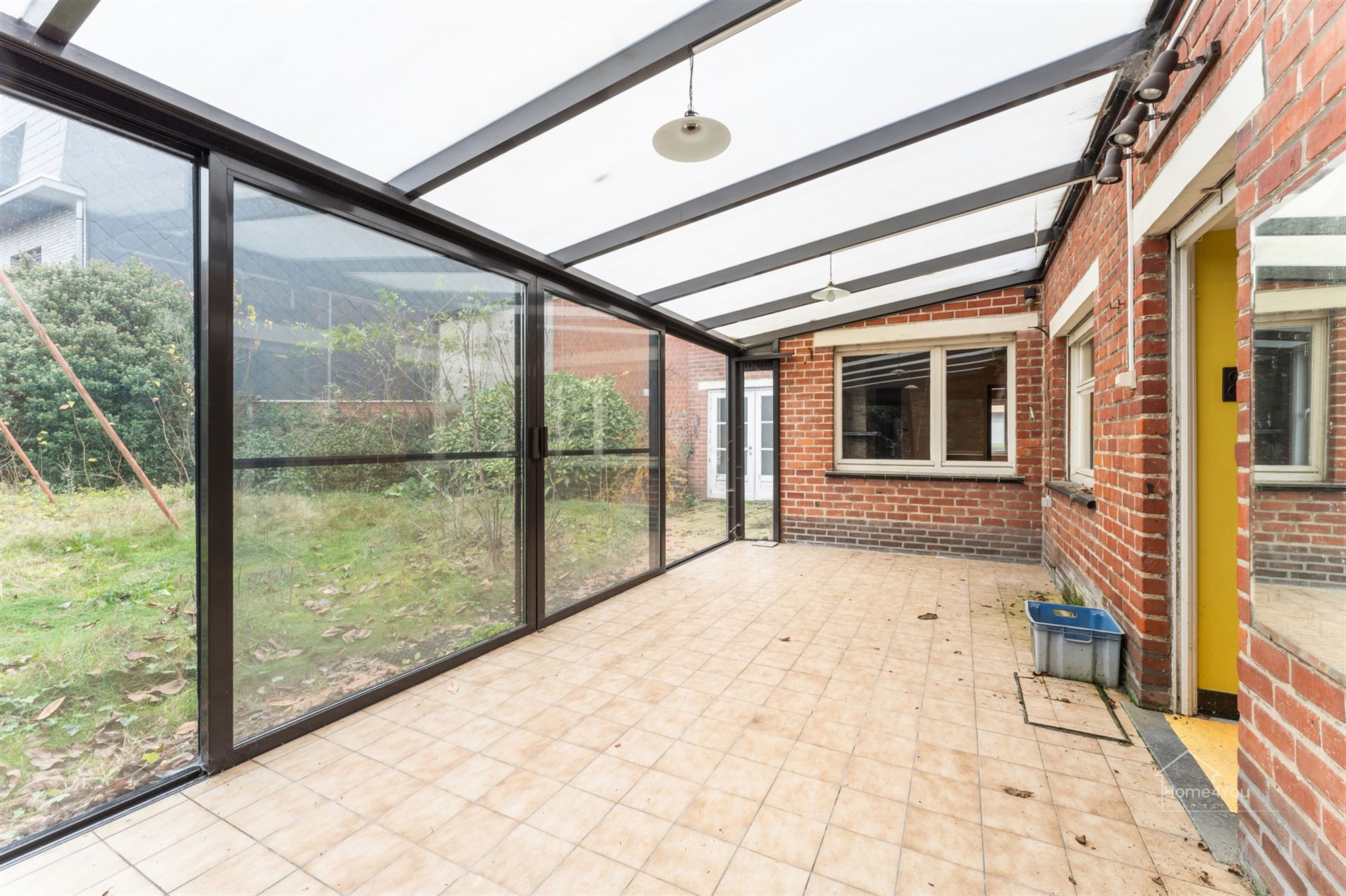 Ruime rijwoning met potentieel op het dorp!  foto 12