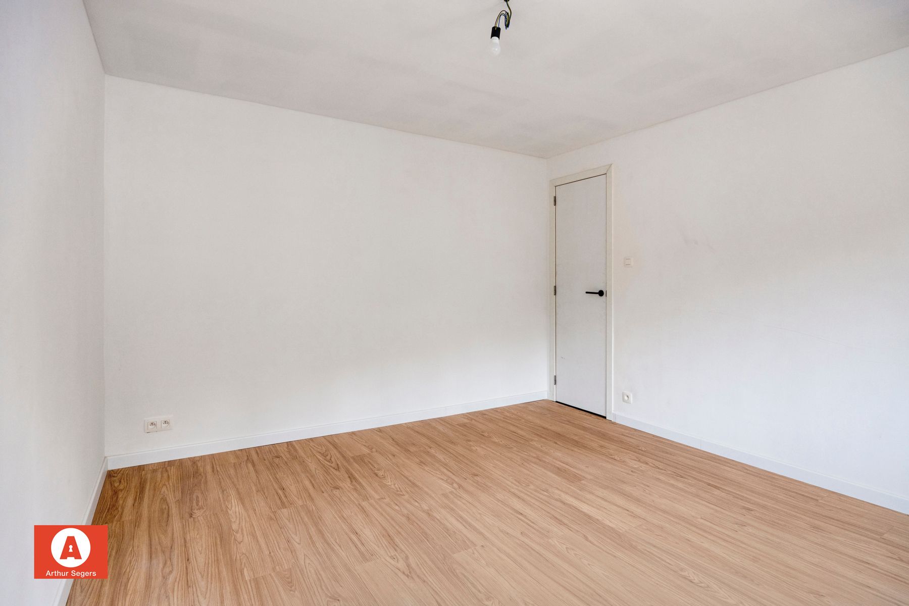 Totaal gerenoveerde woning met A-label foto 18