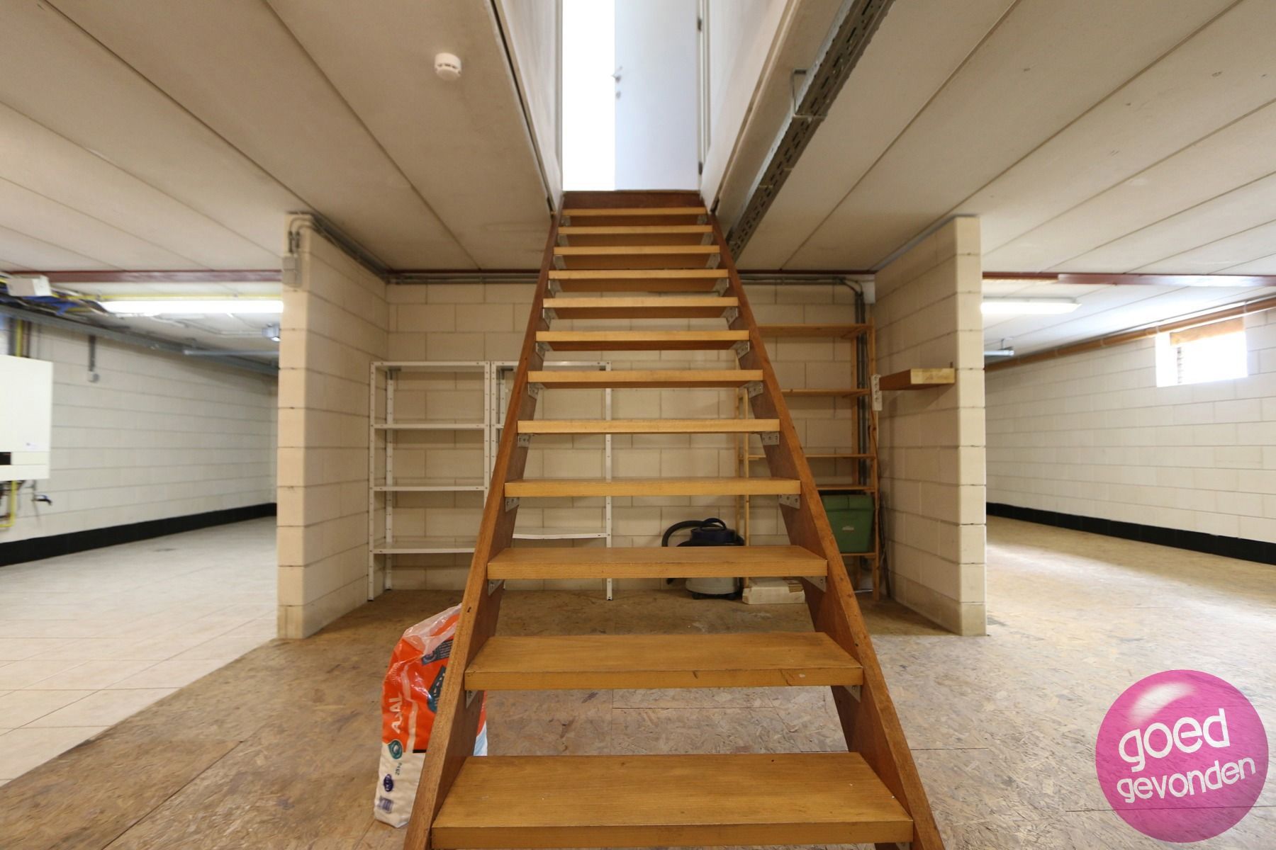 WONING - WERKPLAATS - 4 SLK - 2 GARAGES - TERRAS - TUIN foto 27