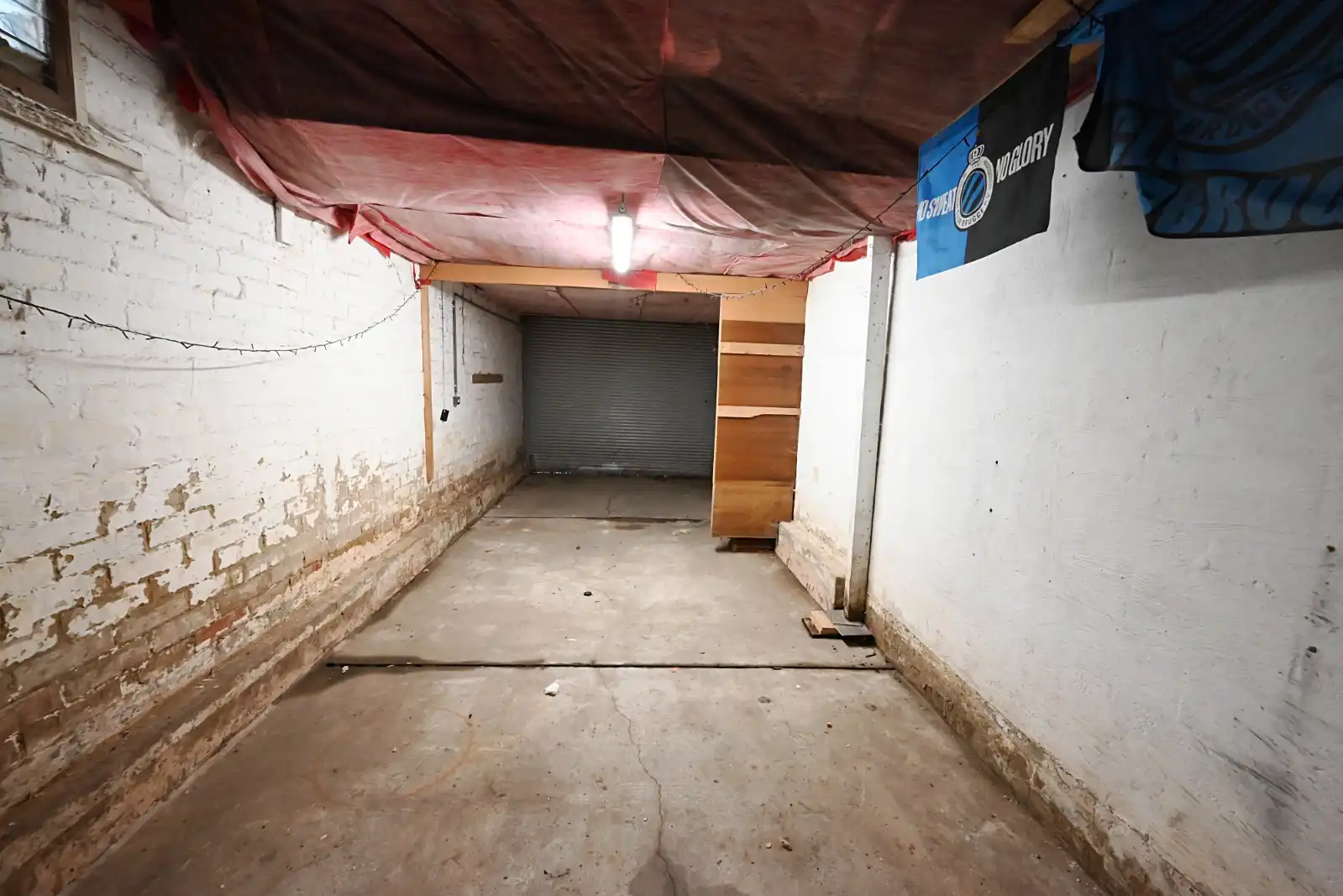 Woning met 3 slaapkamers en 3 garages foto 17