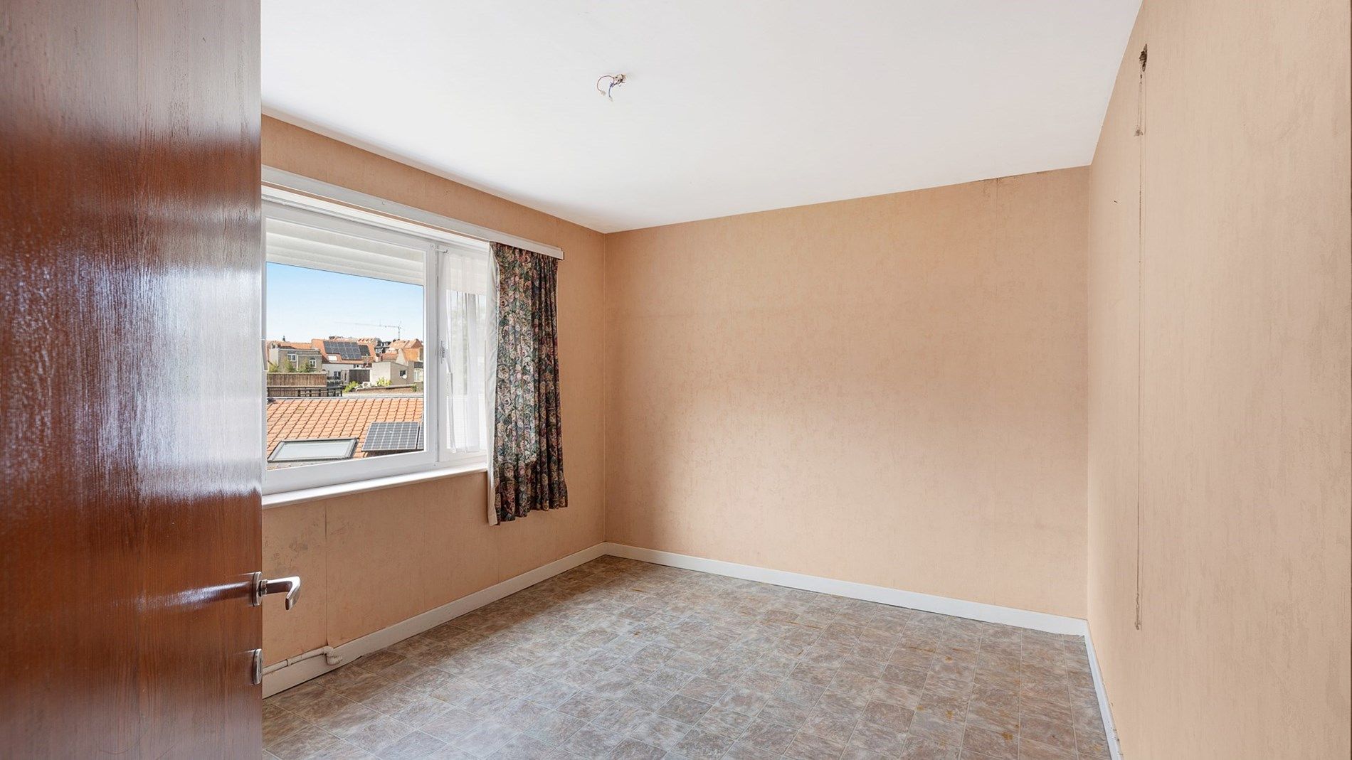 Interessante woning met parking & tuin te Heist-centrum foto 19