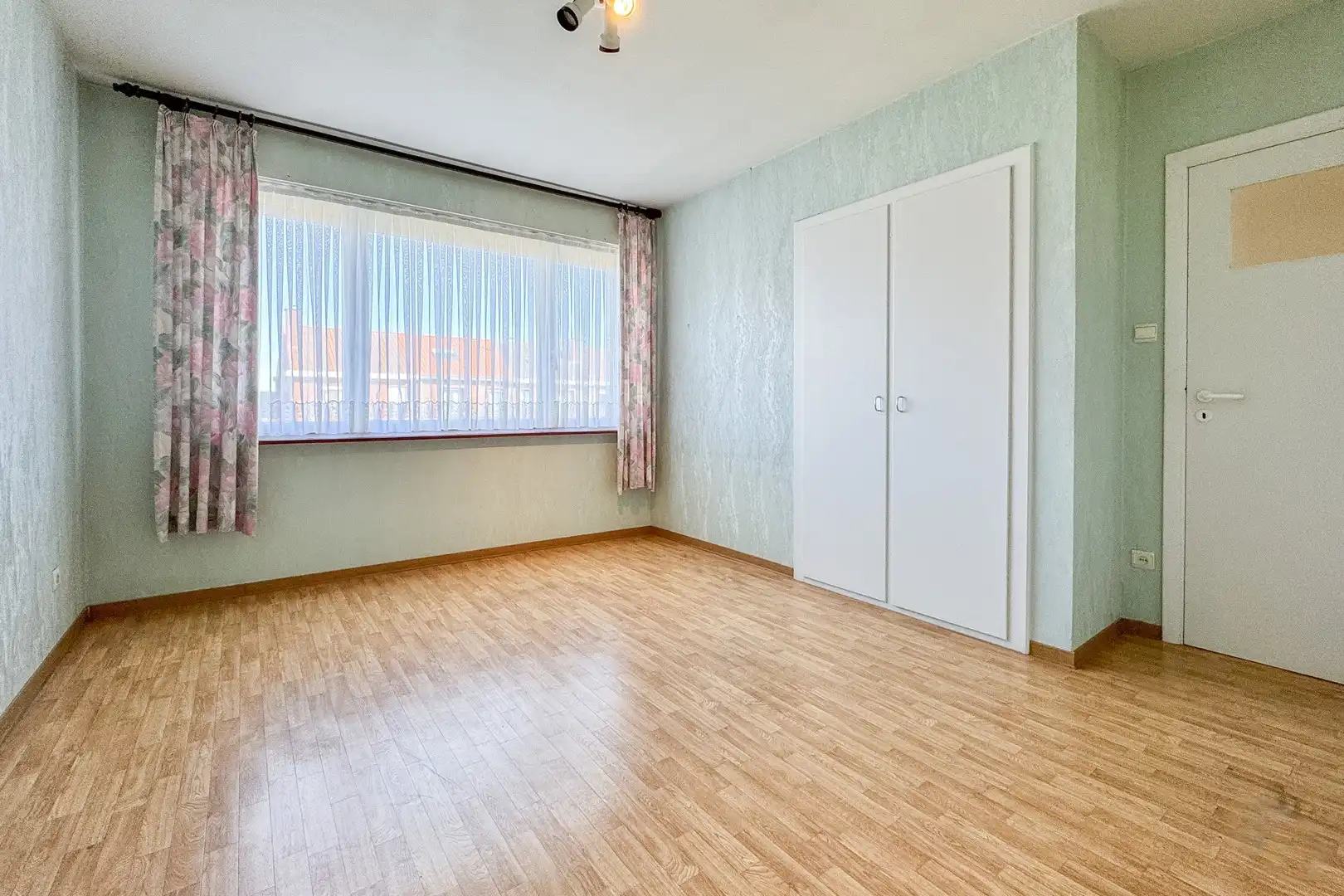 Rustig gelegen woning met garage te Kachtem foto 23