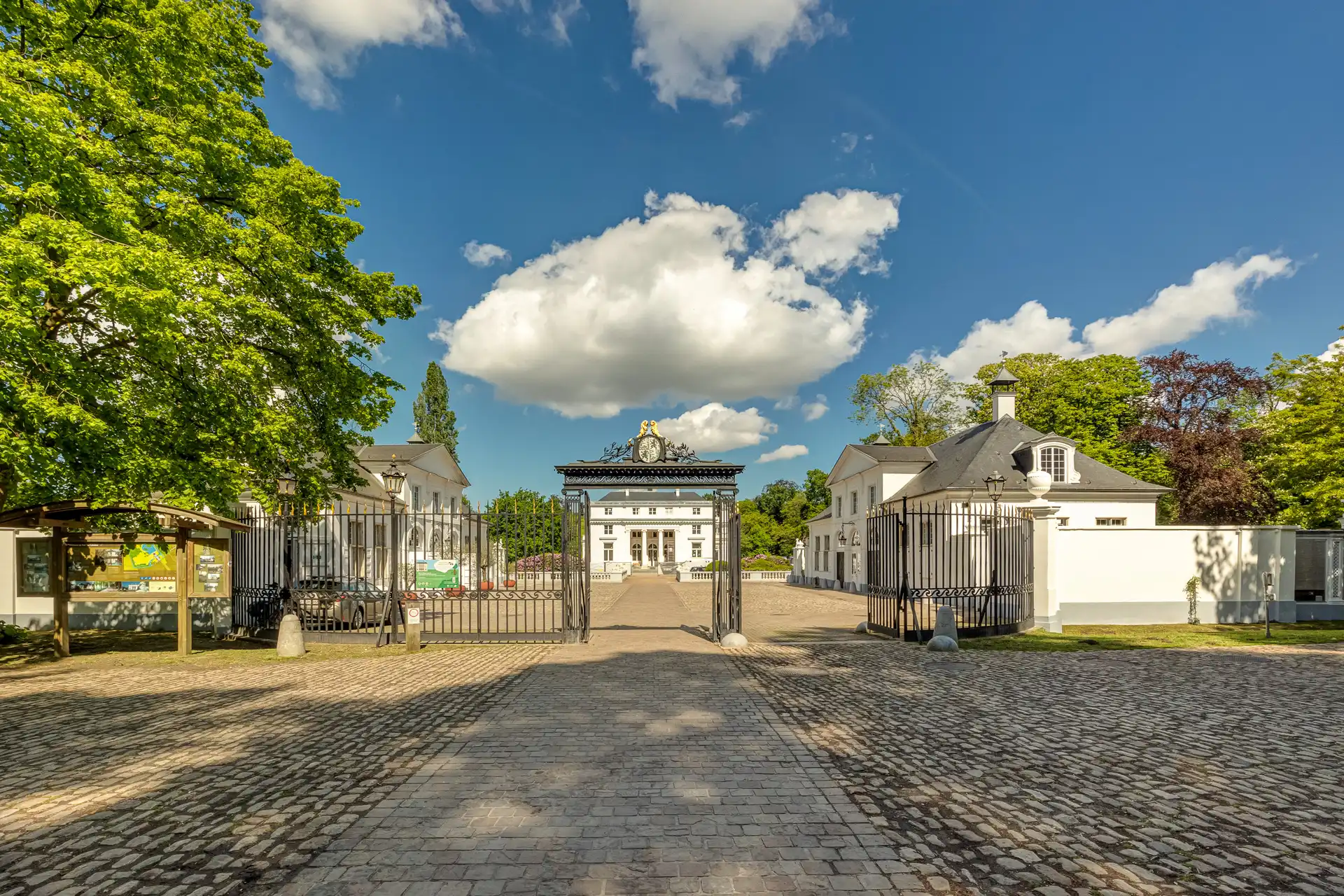 Ruime energiezuinige HOB met 5 slpk's aan Hof Ter Linden foto 28