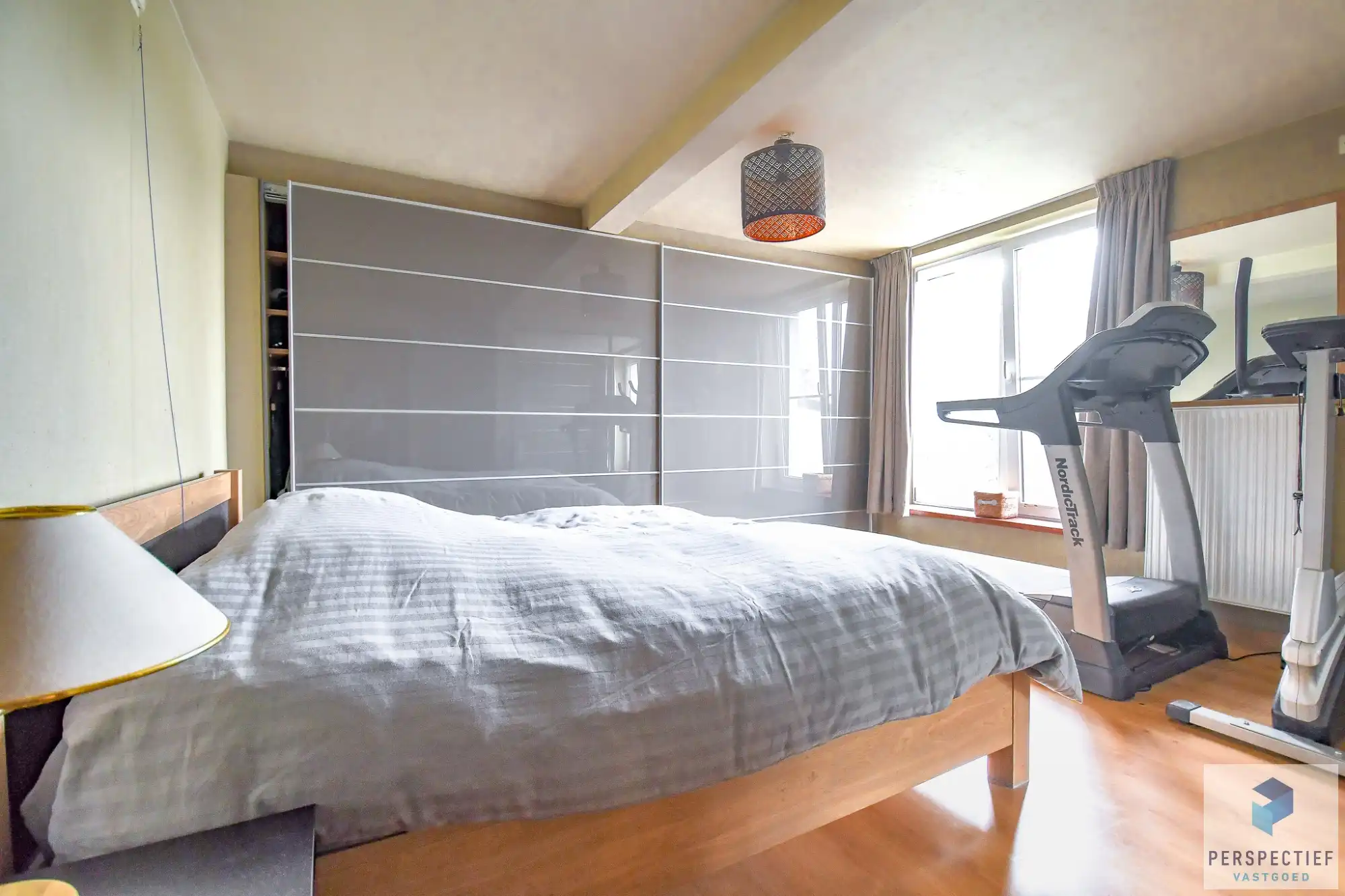 BEZOEKMOMENT ZATERDAG 21/03 VAN 13U TOT 15U | Ruime, instapklare woning met 4 slaapkamers, garage en magazijn op 970 m² foto 18