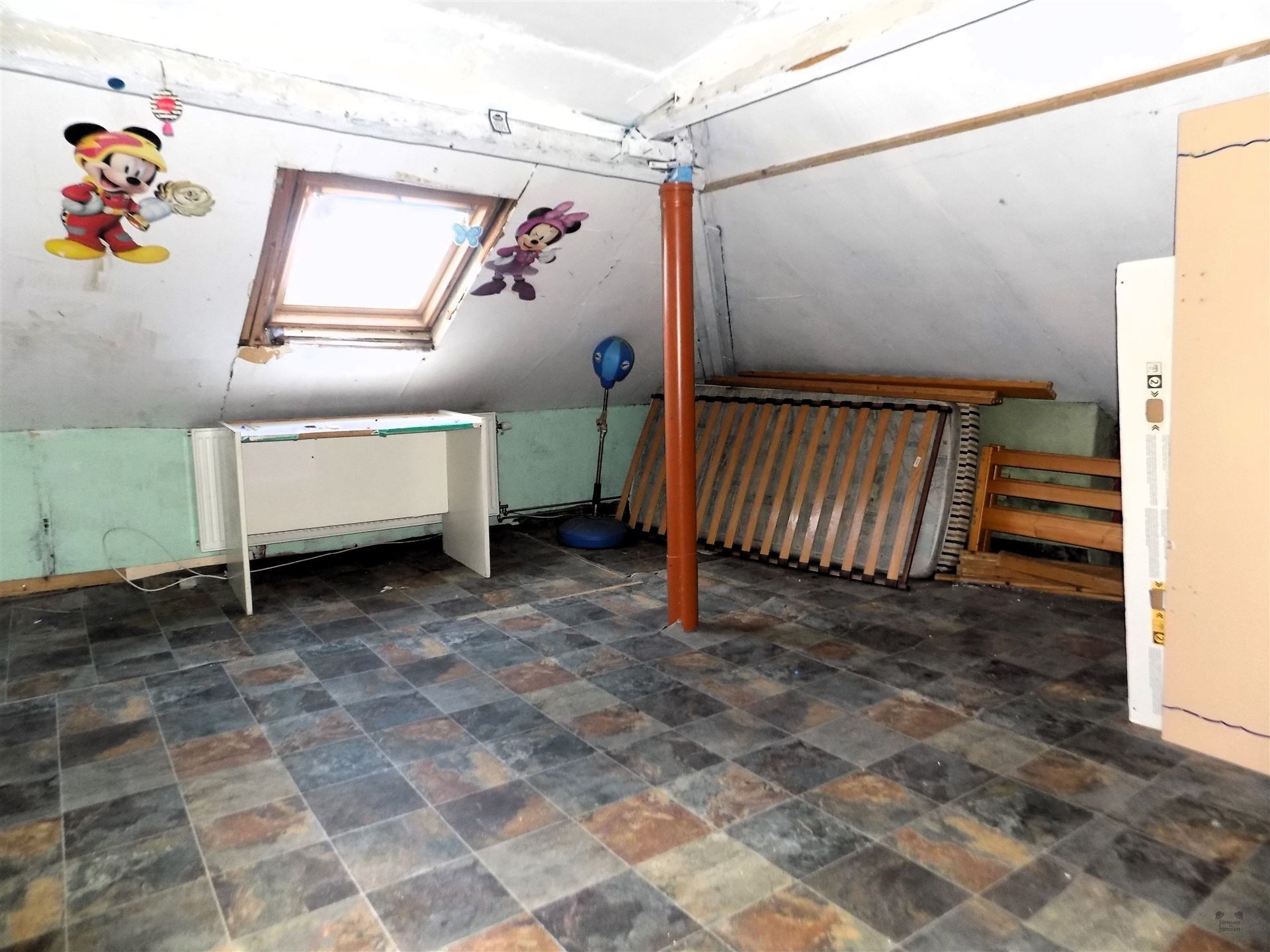 Te renoveren hoekwoning te Oostende foto 14
