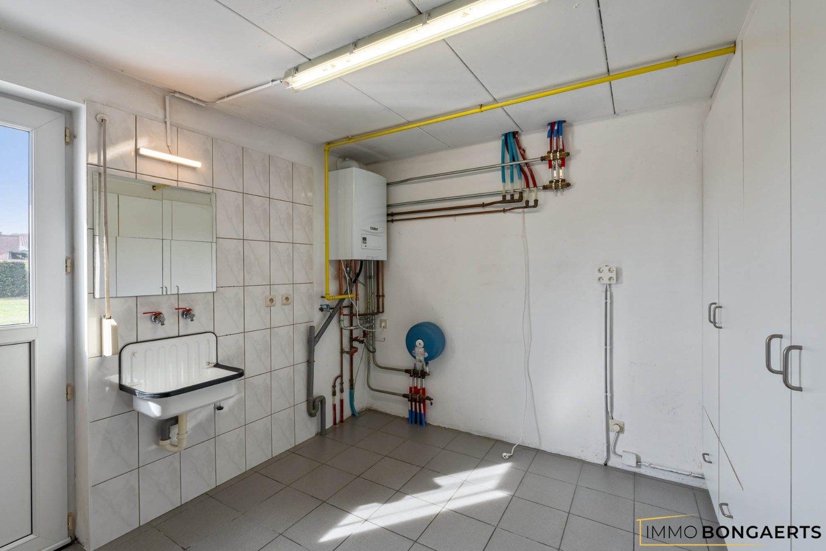 Ruime woning met 3 slaapkamers  foto 11