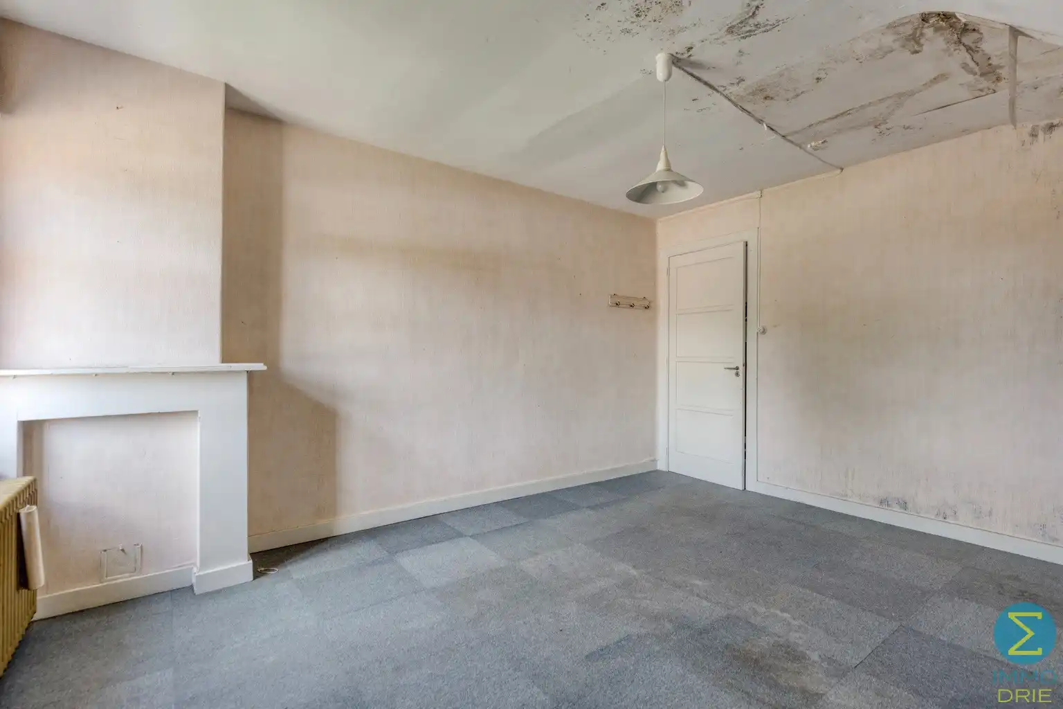 Nabij groene omgeving gelegen te renoveren woning op 567m² foto 10