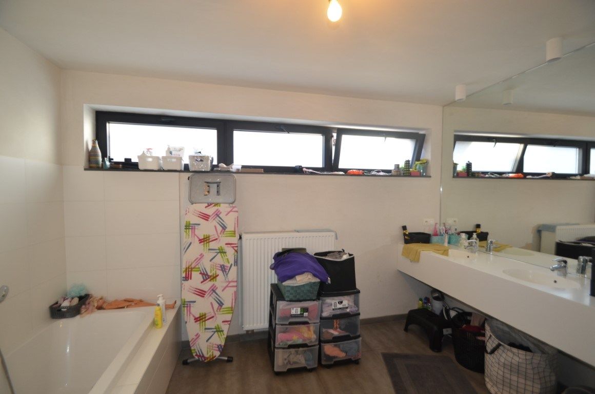 Centrumwoning met 3 slpk en garage foto 12