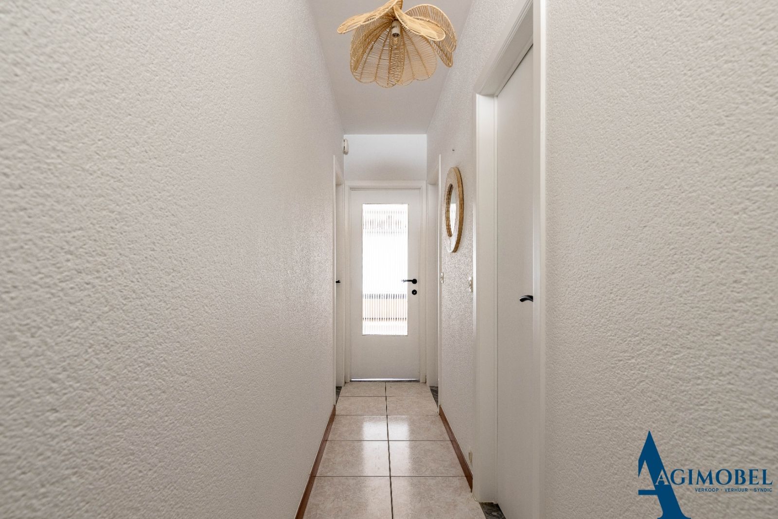 Appartement op de eerste verdieping met sfeer aan de achterzijde van de Paul Parmentierlaan te Knokke foto 3