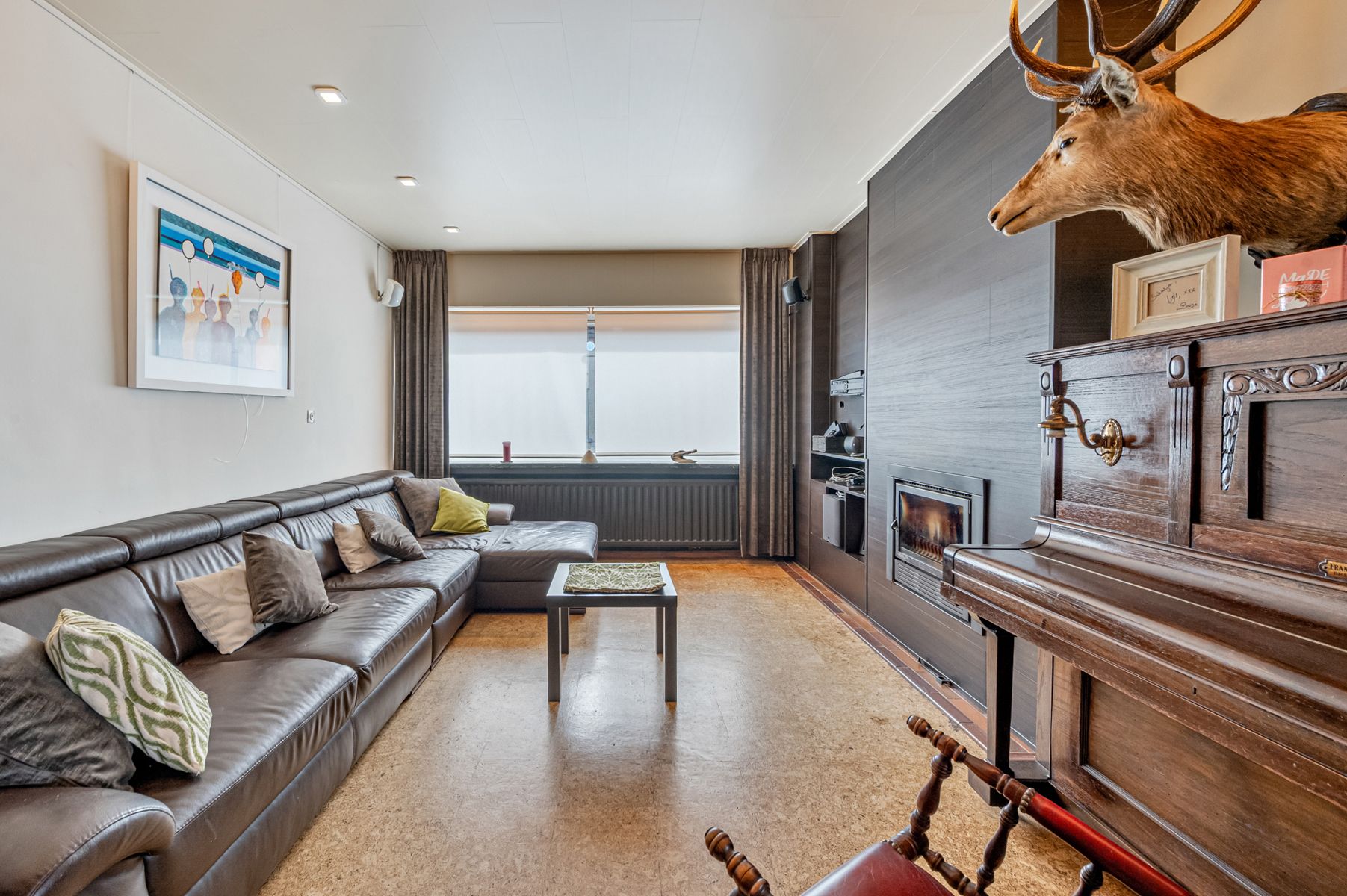 Ruime woning met atelier en garage op perceel van 32 are  foto 23