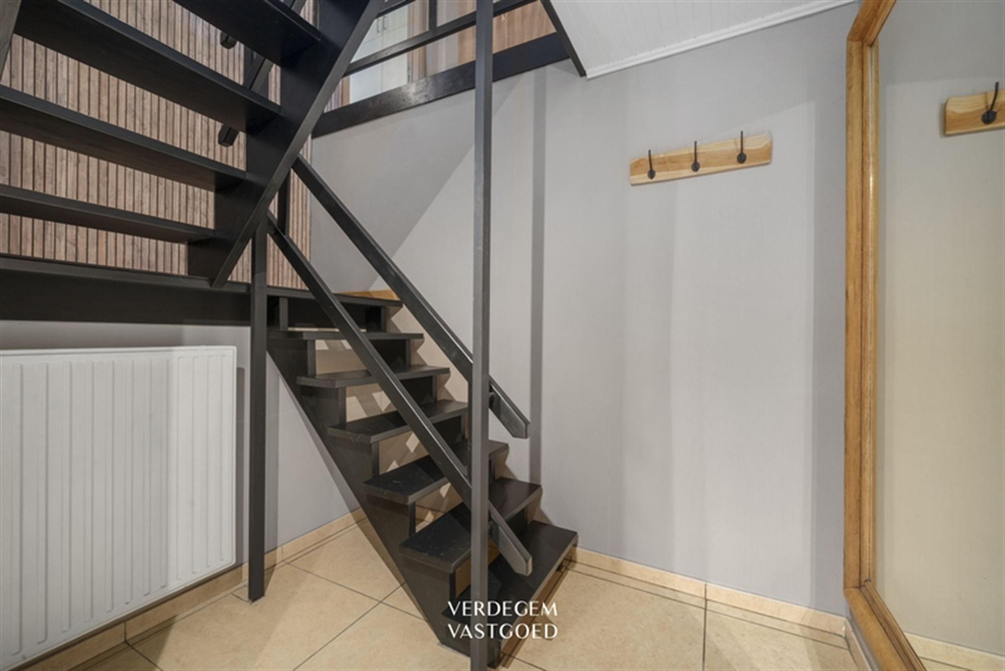 Verrassend ruime woning met 3+1 slaapkamers en heerlijke veranda foto 11