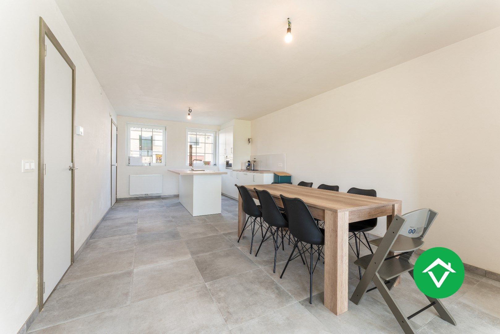 Recente nieuwbouwwoning met drie slaapkamers te Bovekerke foto 7