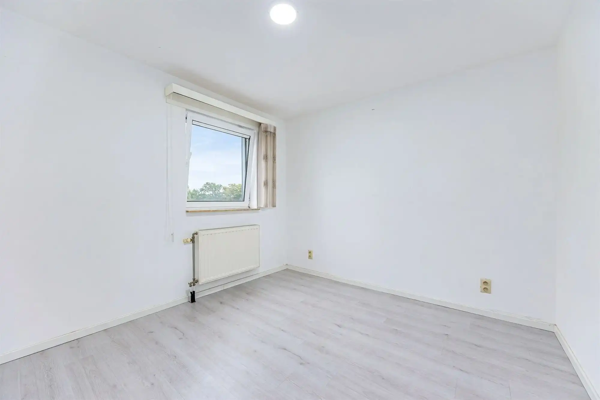 Ruim3-slpk appartement met terras en P foto 9