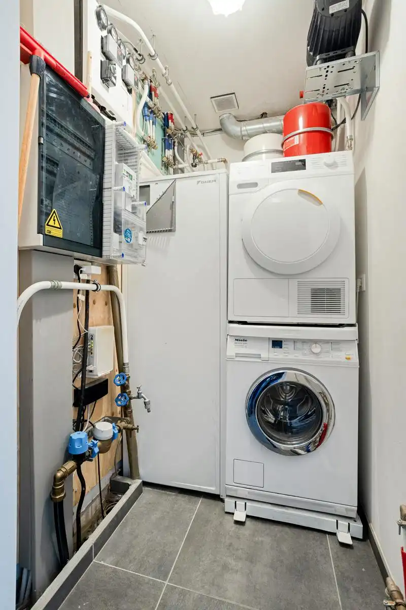 Moderne en energiezuinige halfopen bebouwing te koop foto 15