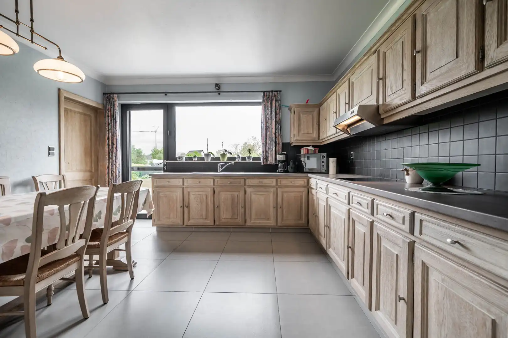 Comfortabele gezinswoning met 3 slaapkamers en verzorgde tuin foto 7