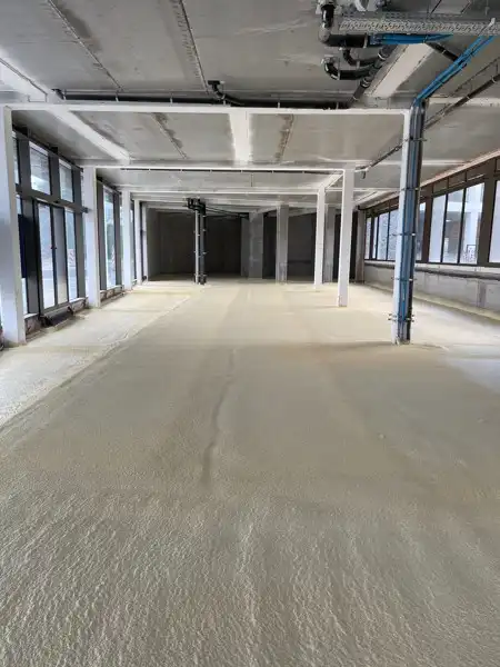 Handelspand  van 214 m² te koop in het centrum van Beringen. foto 13