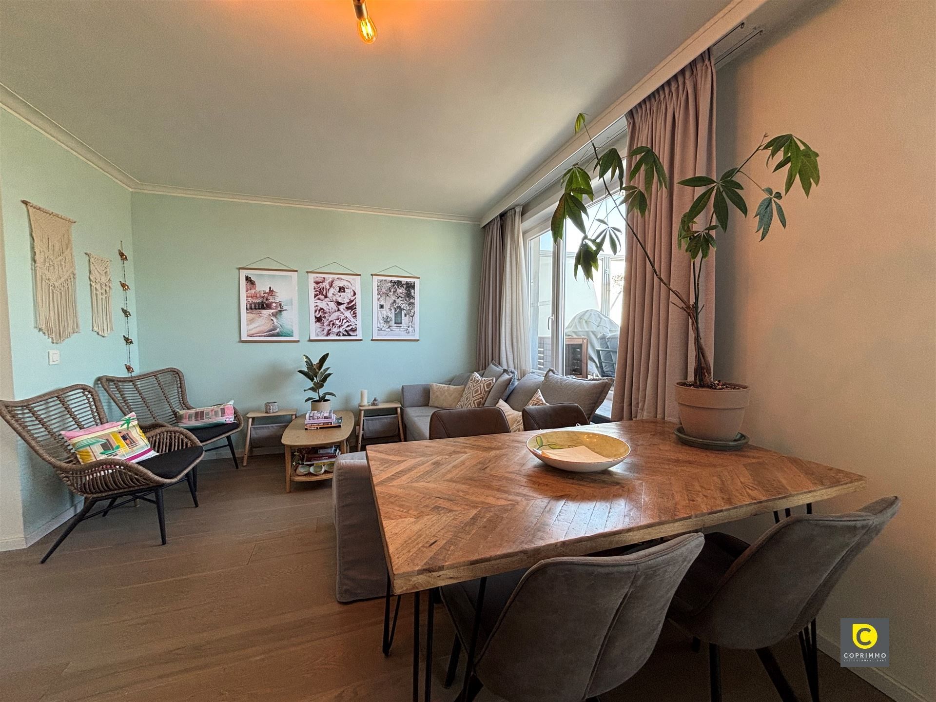 GEMEUBELD dakappartement met 2slp! foto 7