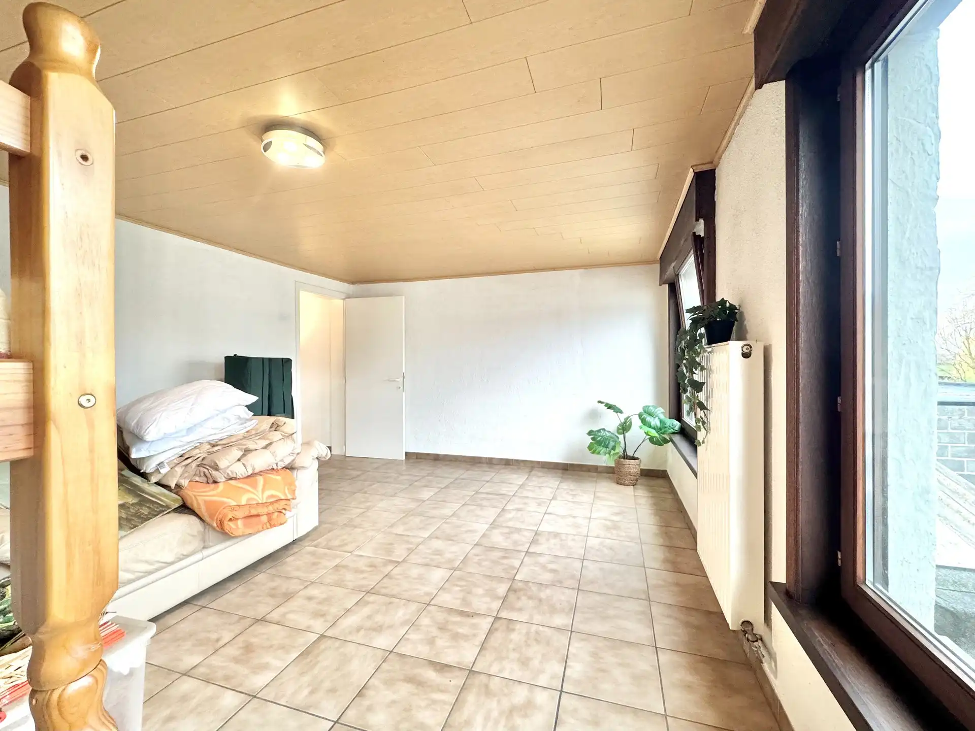 WONING MET TUIN & GARAGE OP 240 M² foto 18