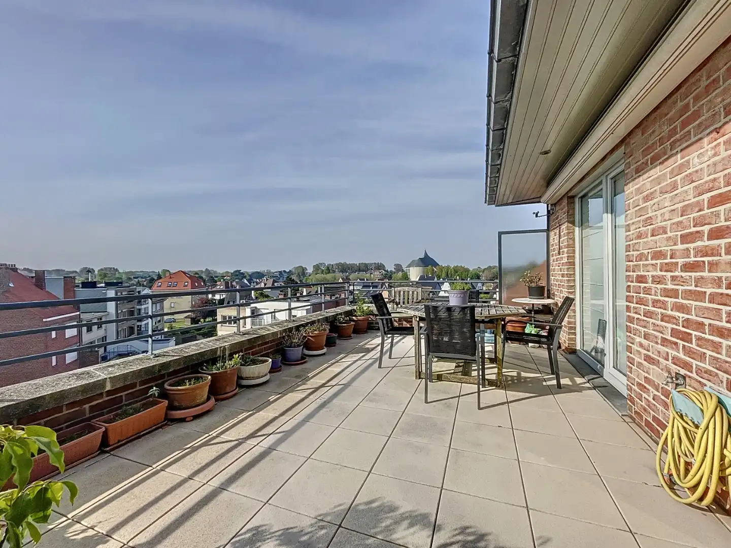 Penthouse (duplex) te koop in het centrum van Koksijde. foto 2