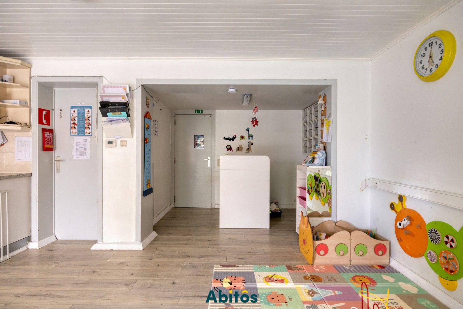 Ruime woning met polyvalent gelijkvloers – ideaal als gezinswoning of handelspand foto 28