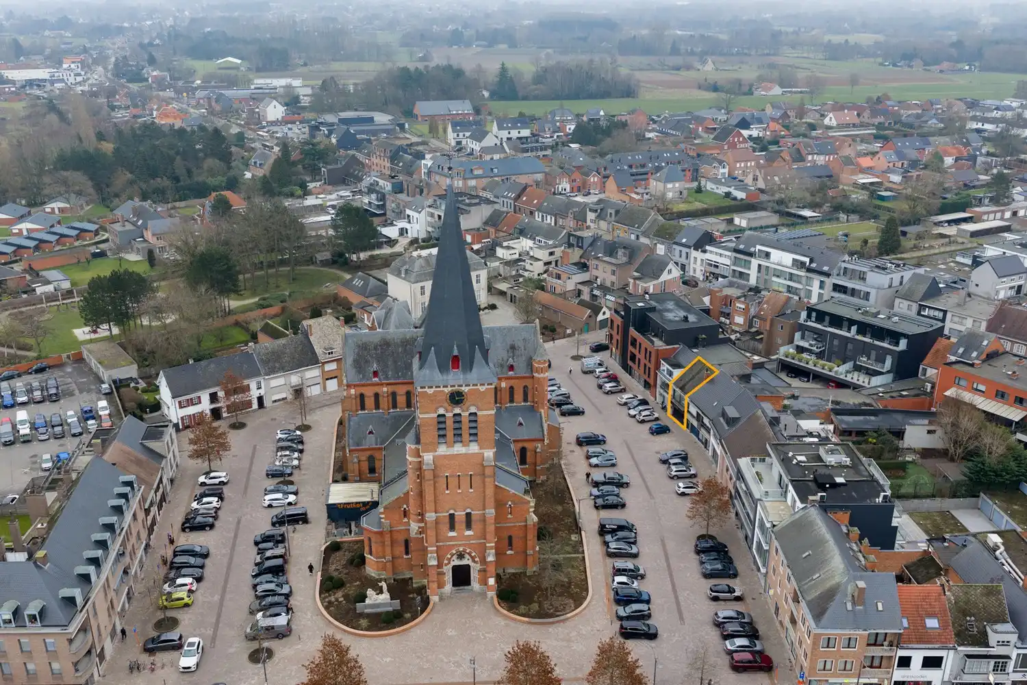 Handelspand met bovengelegen woonst pal in het centrum van Putte! foto 23