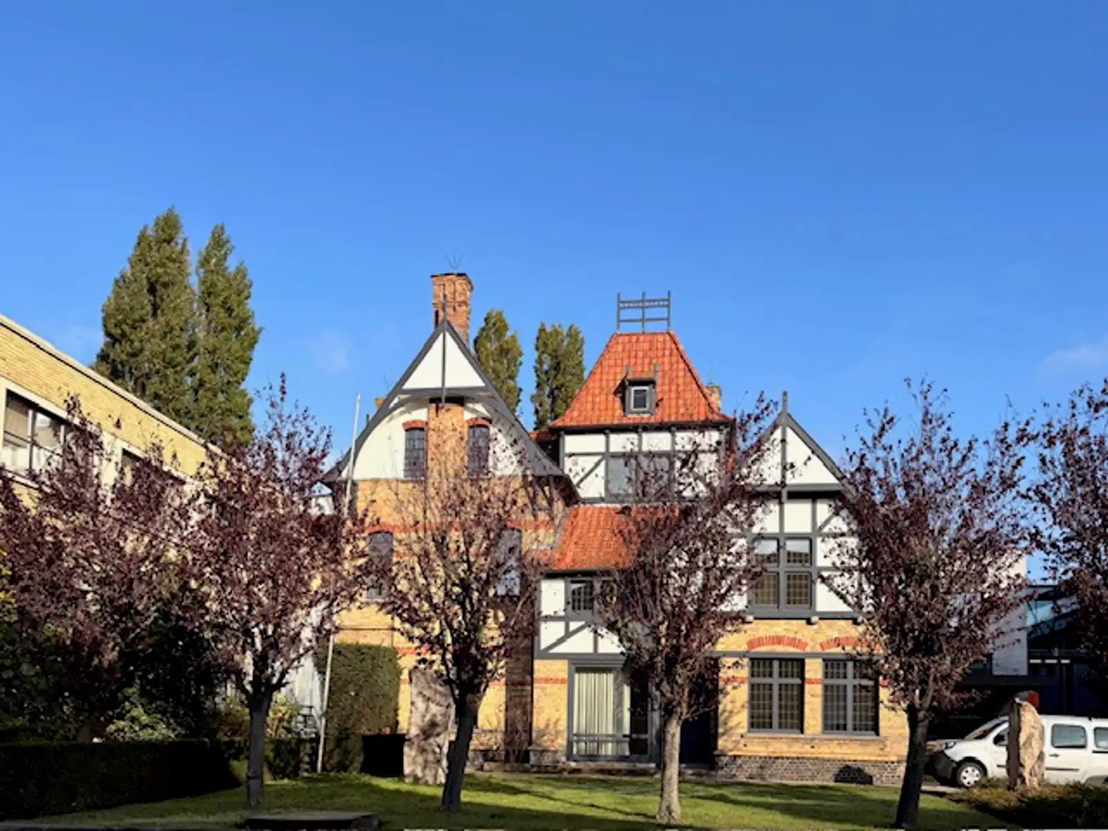 Karaktervol, volledig instapklaar appartement foto 3