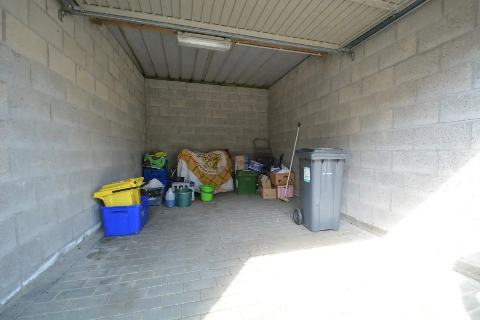 INSTAPKLAAR APP 1e vd  MET GARAGE TE HULSHOUT	 foto 17