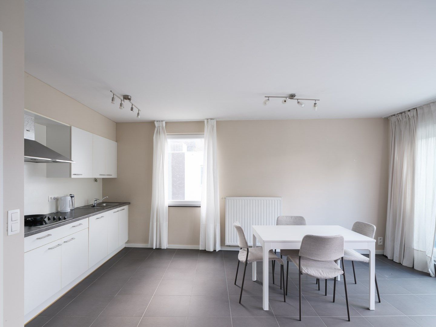 Recent appartement in Zwijnaarde, ideaal gelegen en voorzien van alle comfort! foto 5