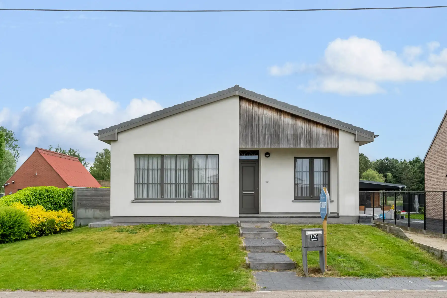 Bungalow te koop foto 2