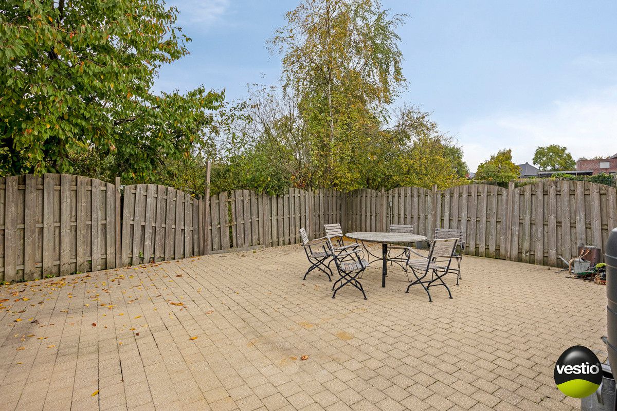 RUSTIG GELEGEN RUIME VILLA MET 5 SLK OP RIANT PERCEEL VAN 18A61CA IN STADSRAND TONGEREN. foto 50